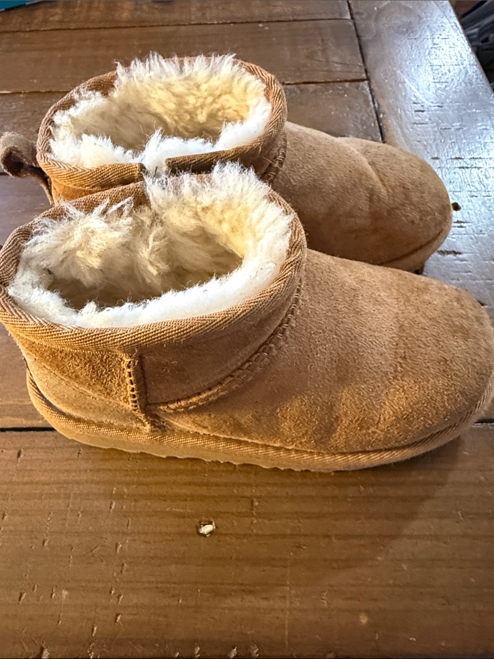 UGG Kids Cozy Faux-Suede Ankle Boots in Chestnut